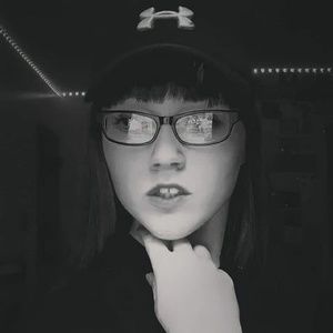 Meet your Posher, Chastity